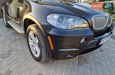 Внедорожник / Кроссовер BMW X5 2011 в 