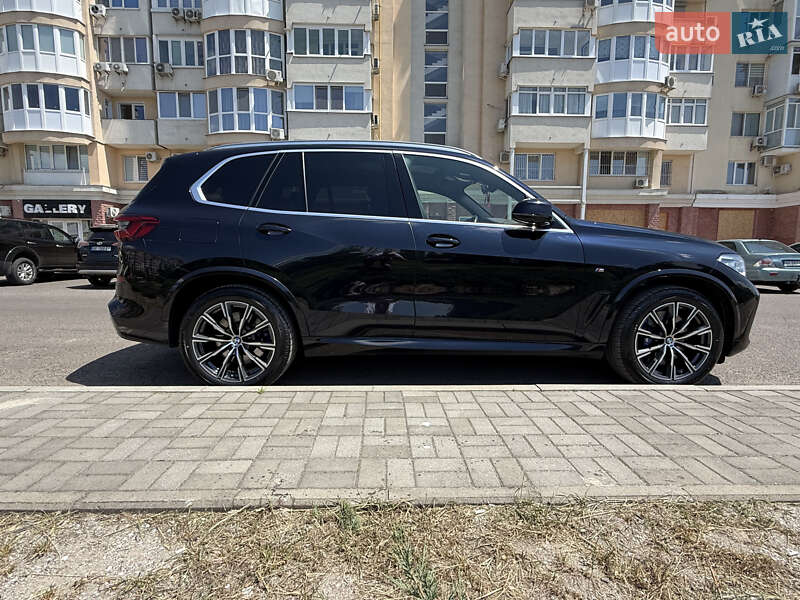 Внедорожник / Кроссовер BMW X5 2018 в Николаеве