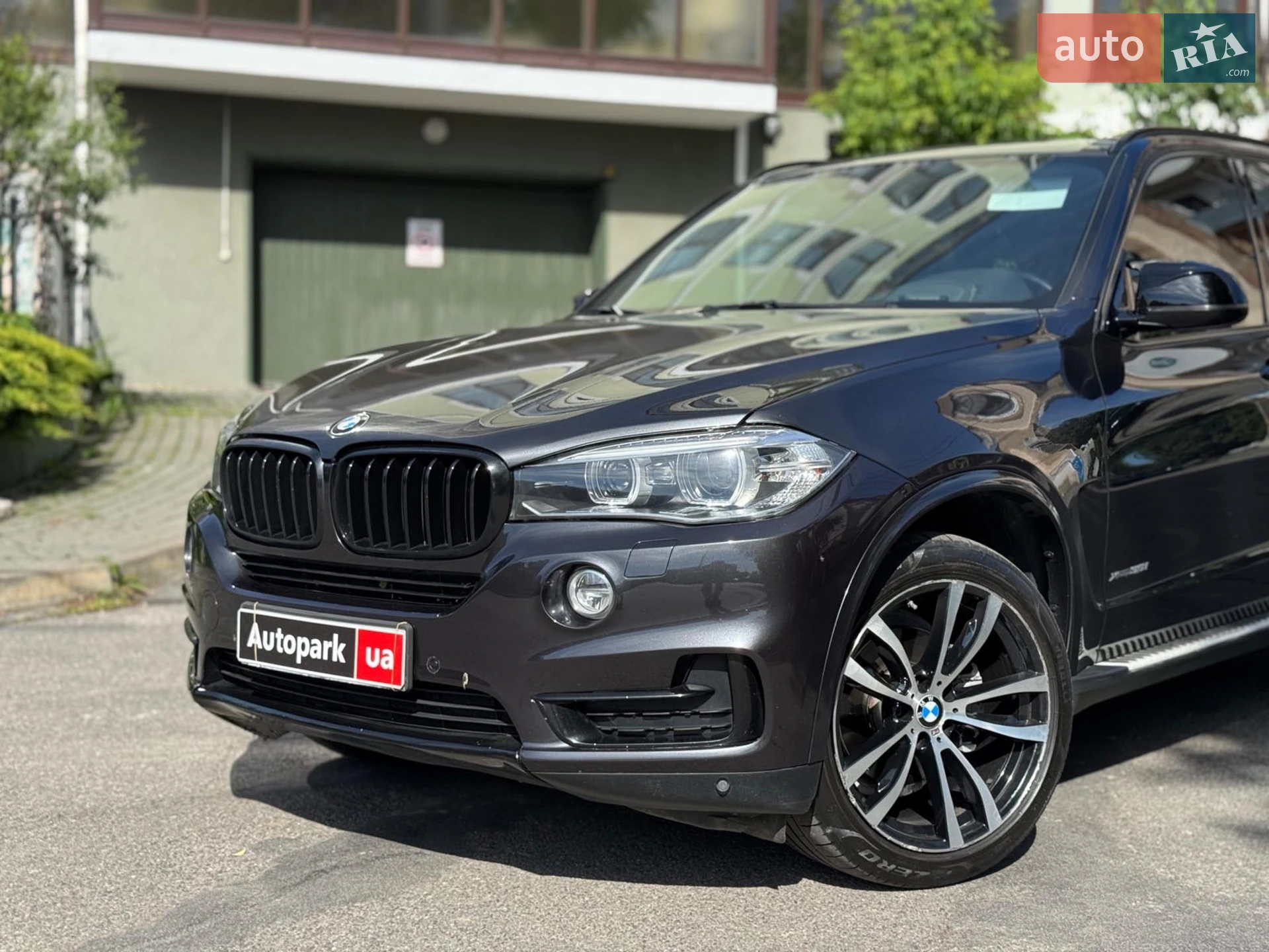 2016 BMW X5 - мініатюра 2