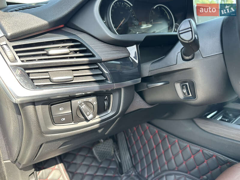 Внедорожник / Кроссовер BMW X5 2018 в Киеве