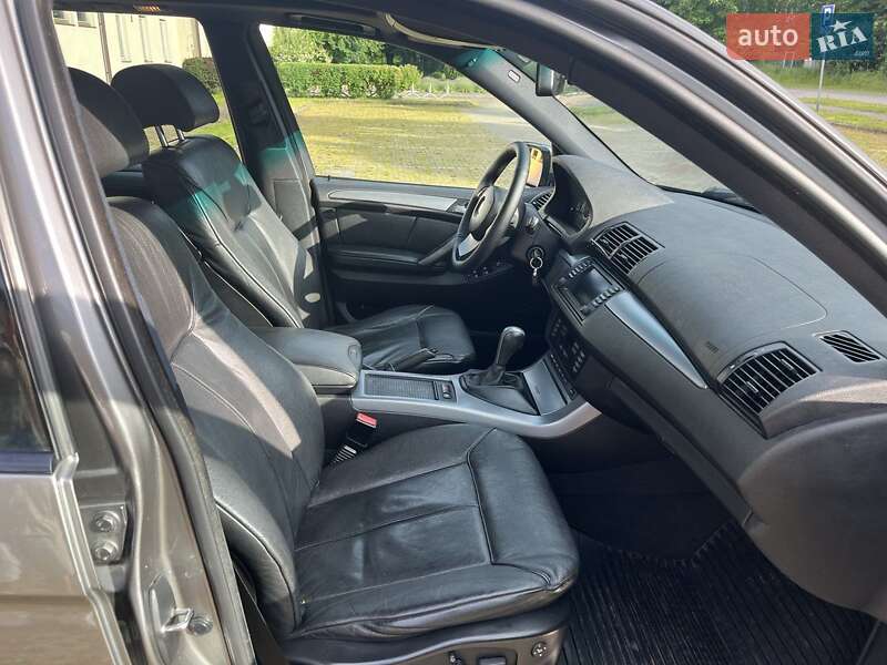 Позашляховик / Кросовер BMW X5 2005 в Дубні