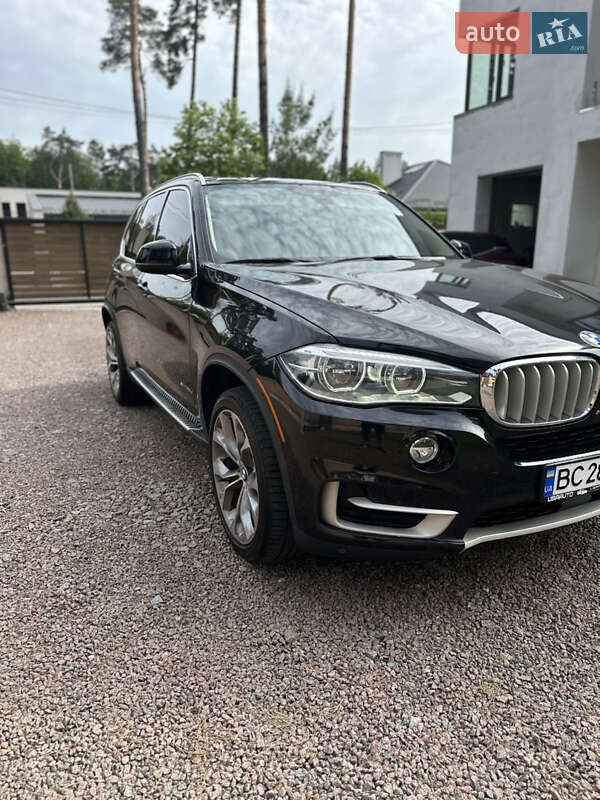 Позашляховик / Кросовер BMW X5 2014 в 