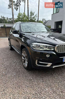 Позашляховик / Кросовер BMW X5 2014 в 