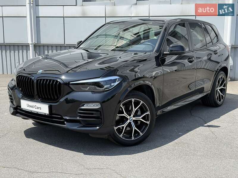 BMW X5 2021