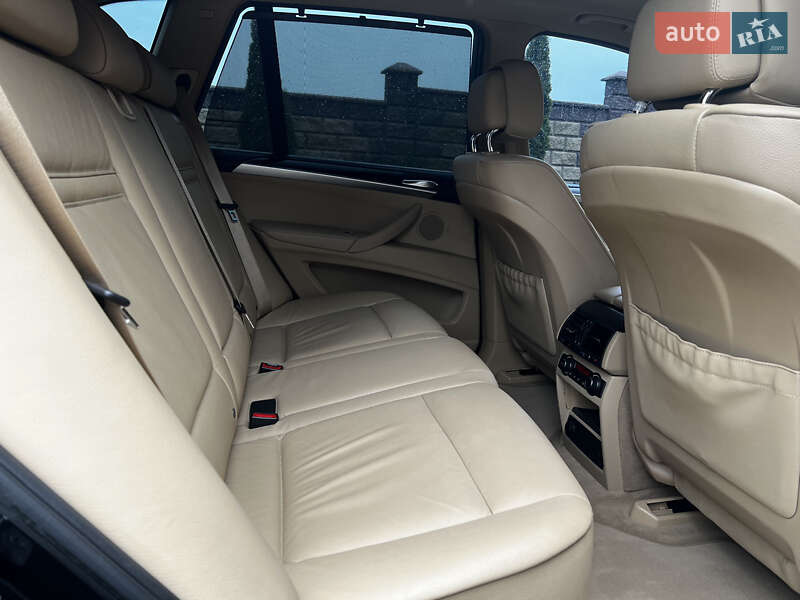 Внедорожник / Кроссовер BMW X5 2012 в Тернополе