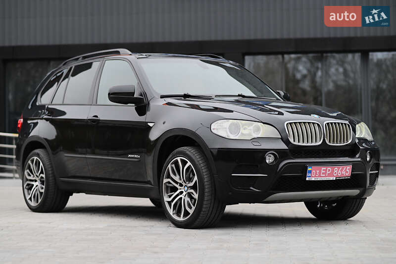 Внедорожник / Кроссовер BMW X5 2011 в Дубно