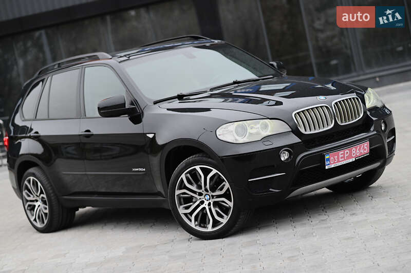 Внедорожник / Кроссовер BMW X5 2011 в Дубно