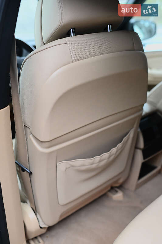 Внедорожник / Кроссовер BMW X5 2011 в Дубно