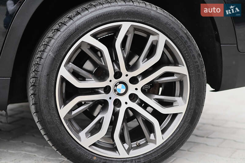 Внедорожник / Кроссовер BMW X5 2011 в Дубно
