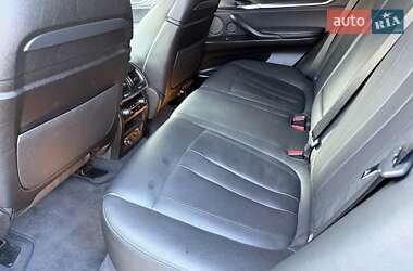 Позашляховик / Кросовер BMW X5 2016 в 
