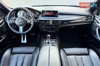 Позашляховик / Кросовер BMW X5 2016 в 