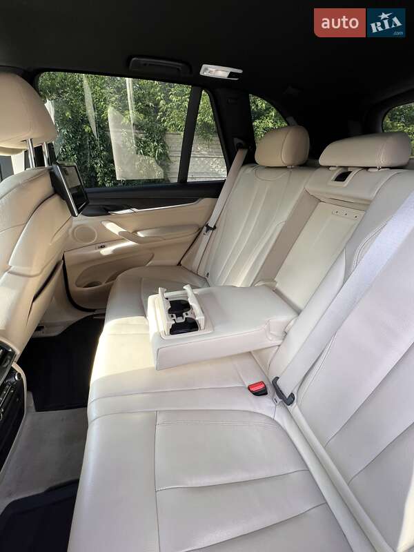Внедорожник / Кроссовер BMW X5 2013 в Днепре