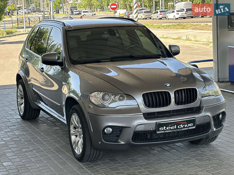 BMW X5 2011