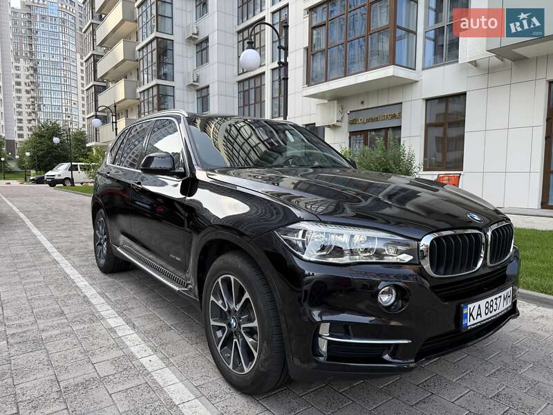 Позашляховик / Кросовер BMW X5 2017 в Києві