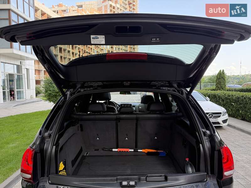 Позашляховик / Кросовер BMW X5 2017 в Києві