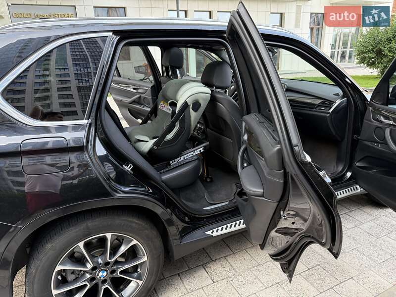 Позашляховик / Кросовер BMW X5 2017 в Києві