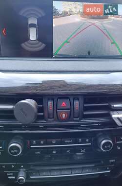 Позашляховик / Кросовер BMW X5 2017 в 