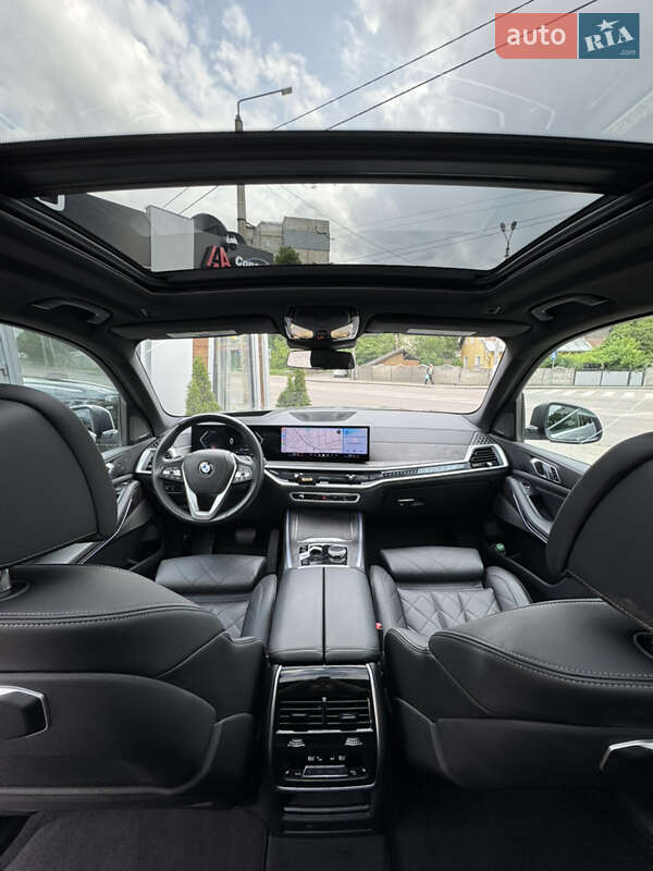 Внедорожник / Кроссовер BMW X5 2023 в Ивано-Франковске
