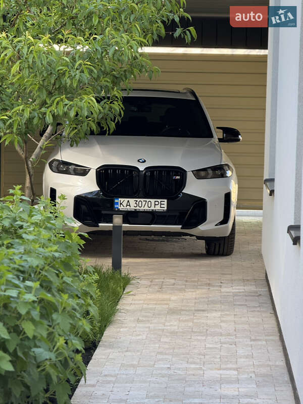 BMW X5 2023