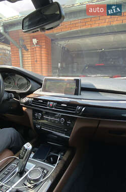 Внедорожник / Кроссовер BMW X5 2015 в 