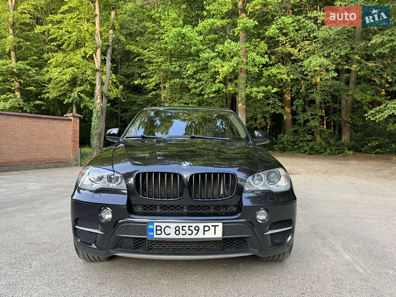 Внедорожник / Кроссовер BMW X5 2012 в Львове