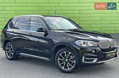 Позашляховик / Кросовер BMW X5 2018 в 