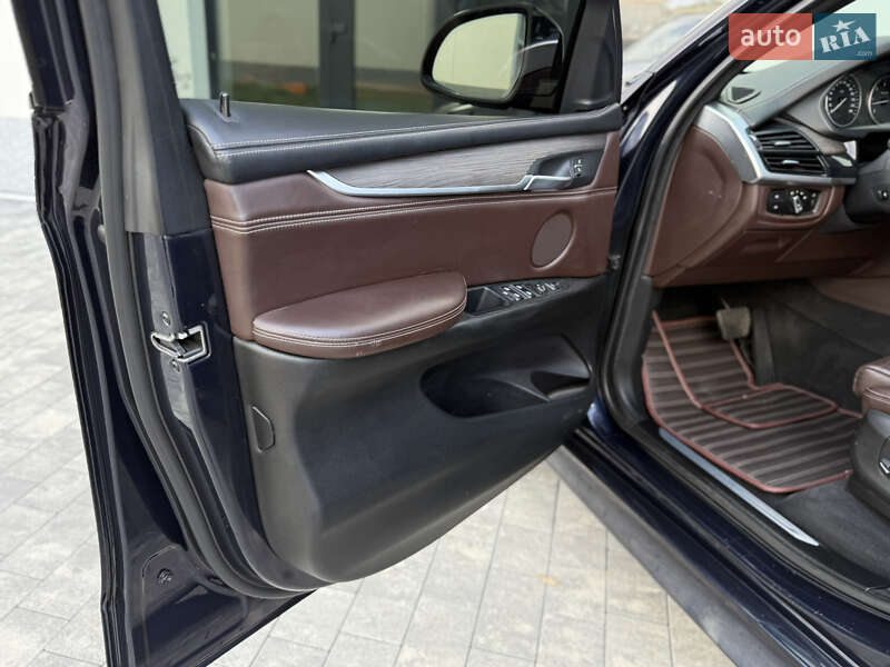 Внедорожник / Кроссовер BMW X5 2014 в Иршаве
