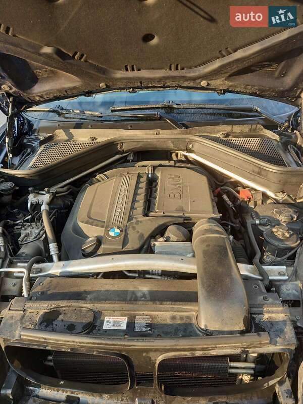 Внедорожник / Кроссовер BMW X5 2012 в Львове