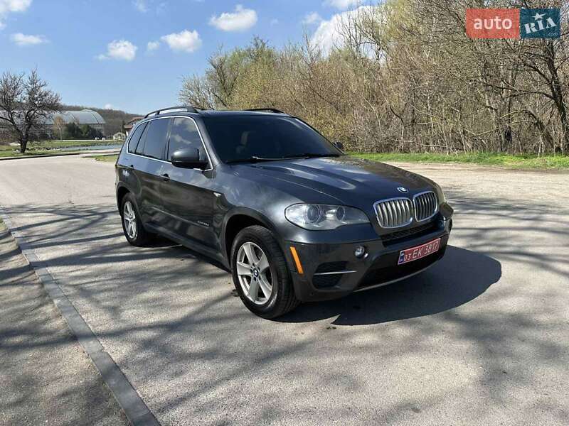 Внедорожник / Кроссовер BMW X5 2013 в 