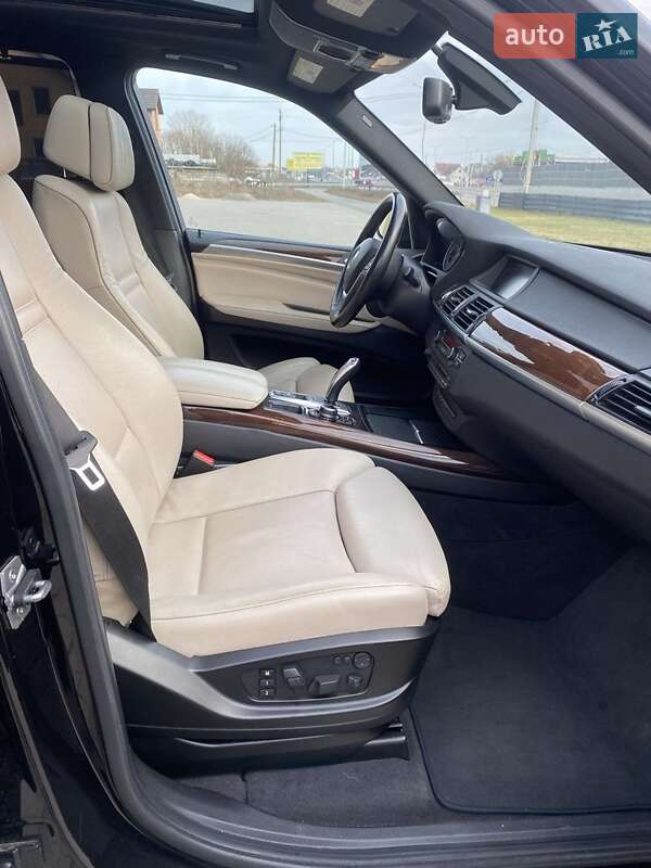 Внедорожник / Кроссовер BMW X5 2012 в Броварах