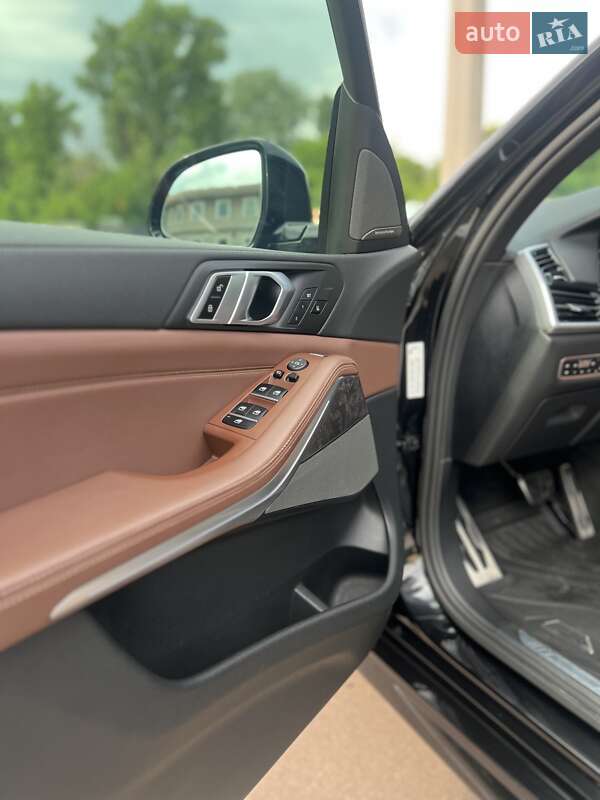 Внедорожник / Кроссовер BMW X5 2019 в Киеве