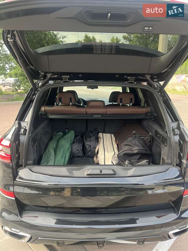 Внедорожник / Кроссовер BMW X5 2019 в Киеве