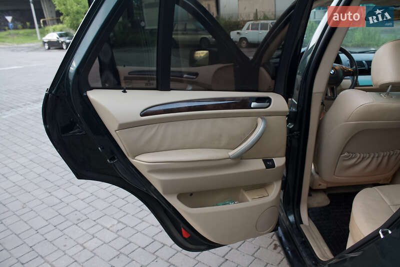 Внедорожник / Кроссовер BMW X5 2003 в Львове