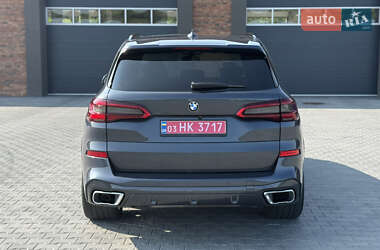 Внедорожник / Кроссовер BMW X5 2019 в 