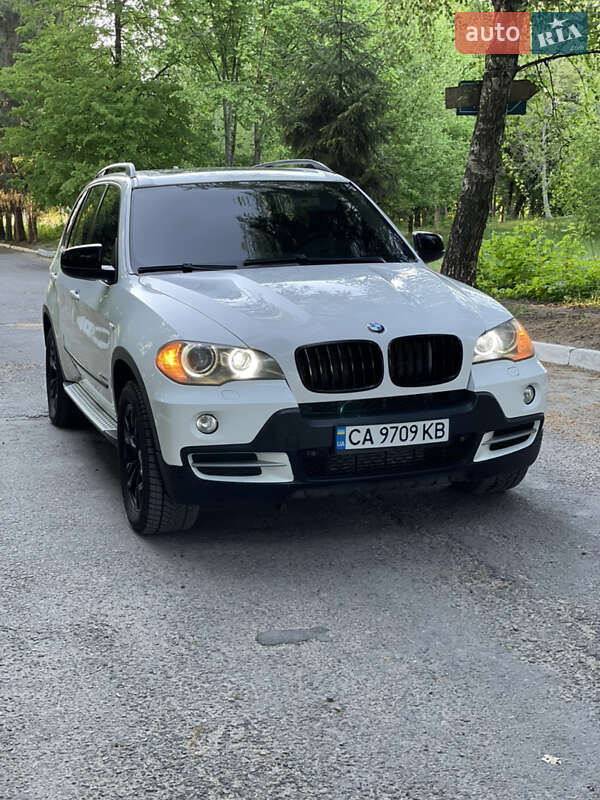 Внедорожник / Кроссовер BMW X5 2009 в Бершади
