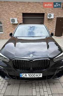 Внедорожник / Кроссовер BMW X5 2019 в 