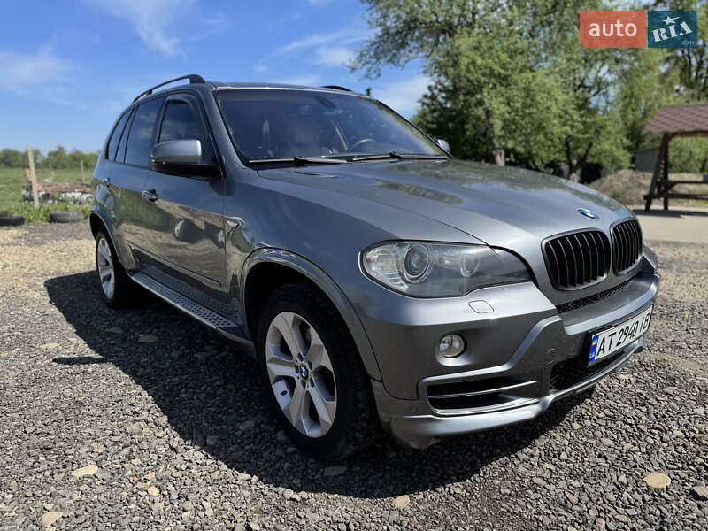 Позашляховик / Кросовер BMW X5 2010 в Івано-Франківську