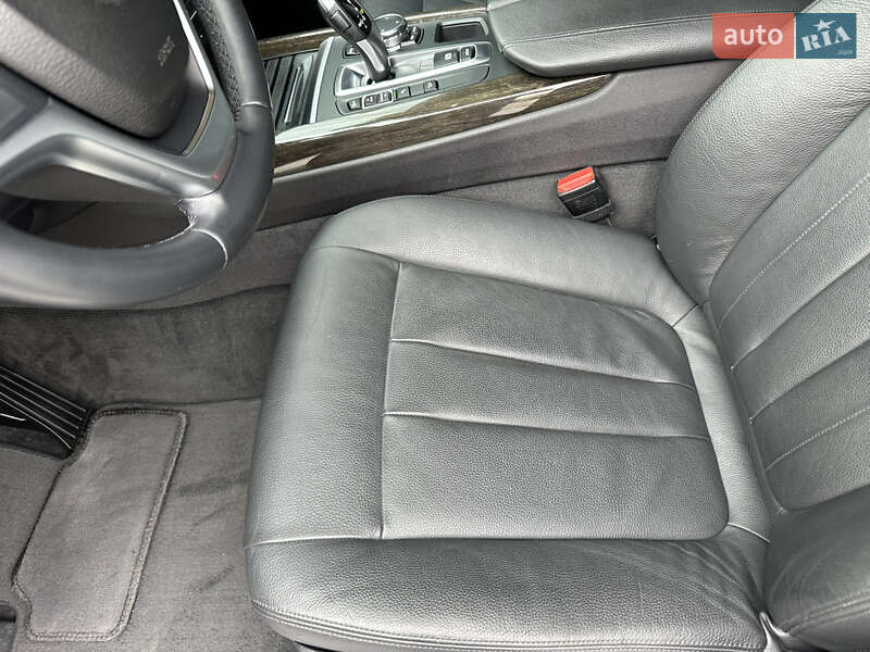 Позашляховик / Кросовер BMW X5 2015 в Києві
