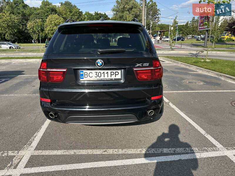 Позашляховик / Кросовер BMW X5 2012 в Львові