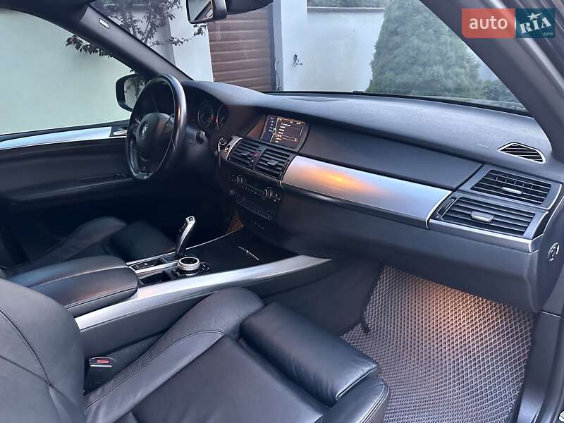 Позашляховик / Кросовер BMW X5 2010 в Вінниці
