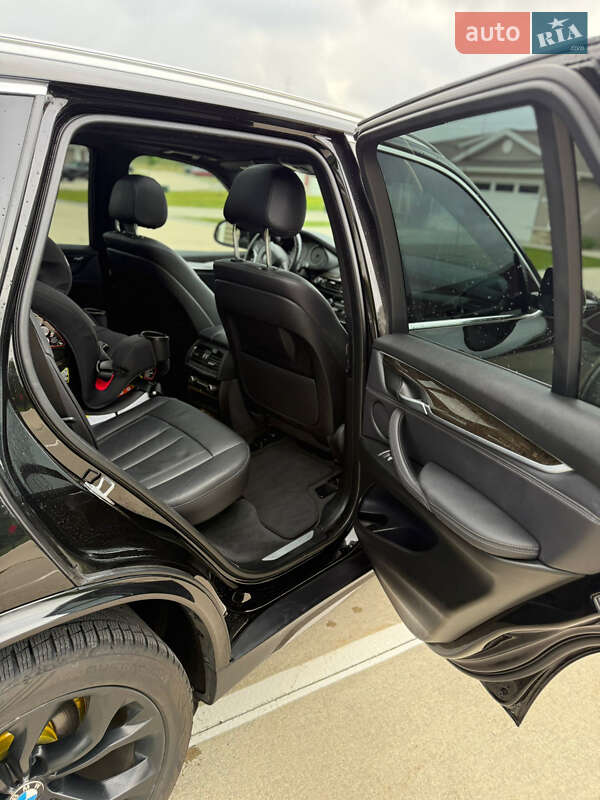 Позашляховик / Кросовер BMW X5 2018 в Чернівцях