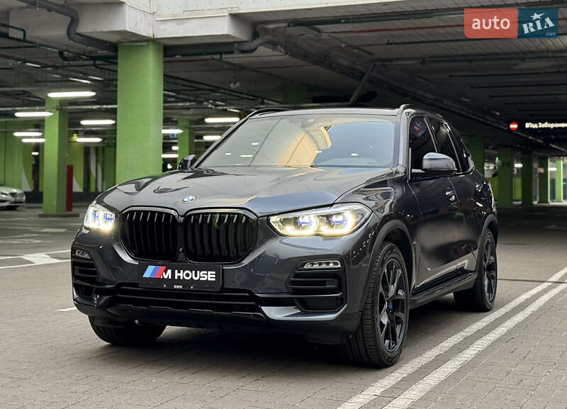 BMW X5 2019