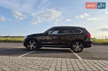 Позашляховик / Кросовер BMW X5 2014 в 