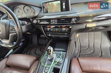 Позашляховик / Кросовер BMW X5 2014 в 