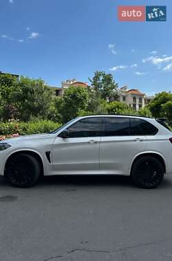 Внедорожник / Кроссовер BMW X5 2016 в 