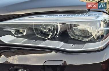 Позашляховик / Кросовер BMW X5 2014 в 