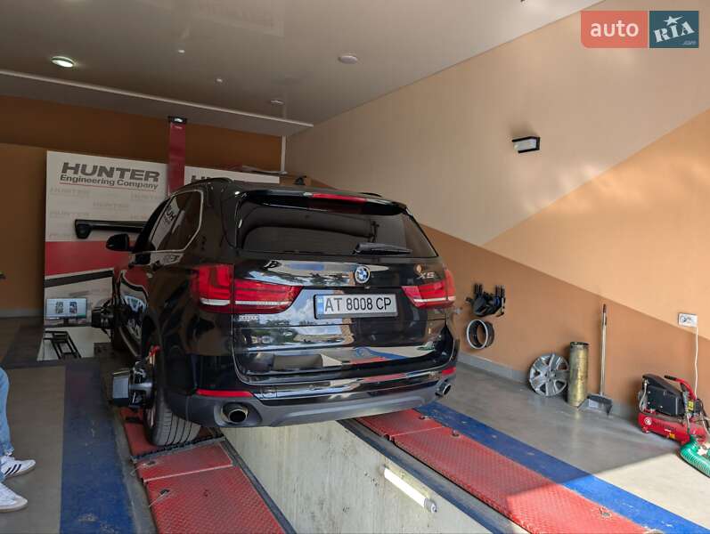 Позашляховик / Кросовер BMW X5 2015 в Косові