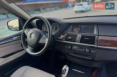 Внедорожник / Кроссовер BMW X5 2010 в Ивано-Франковске