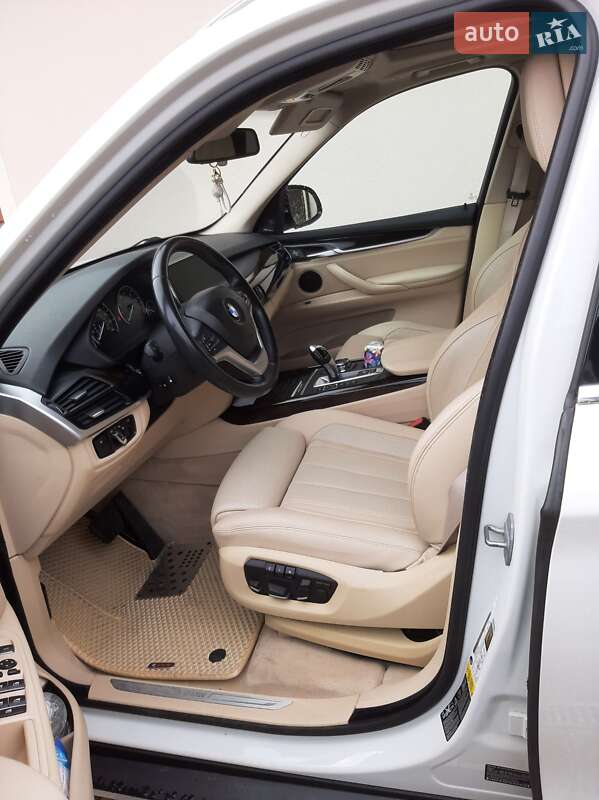 Внедорожник / Кроссовер BMW X5 2013 в Львове