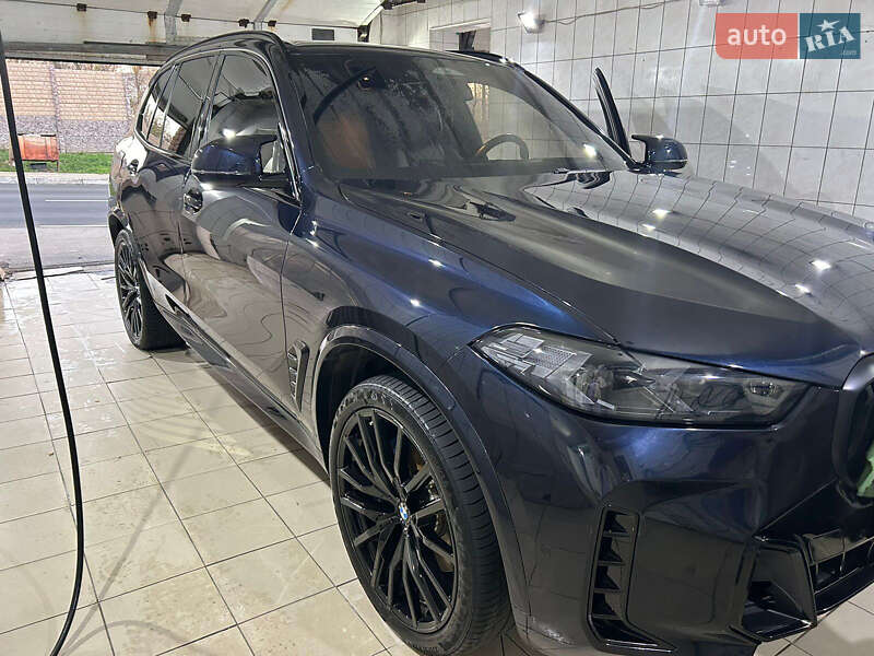 Позашляховик / Кросовер BMW X5 2023 в Києві